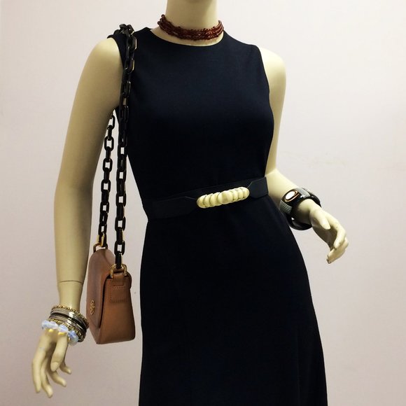 Tory Burch Robinson Chain Pouchette - Picture 2 of 11